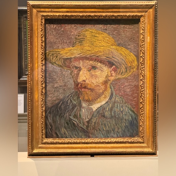 @browneyedgrl25 is GOING LIVE!! 😌 - Picture 7 of 11